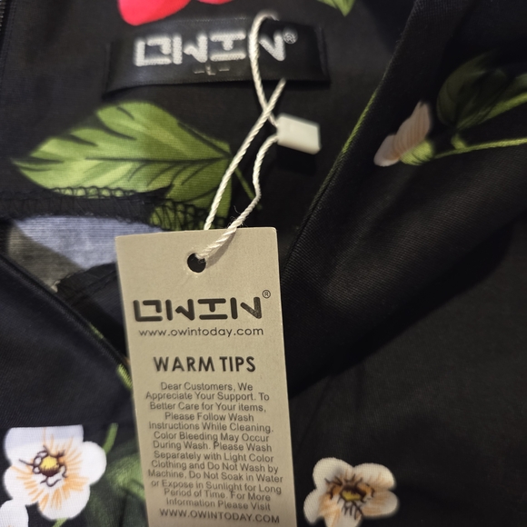 Retro Cherry Dress - Picture 2 of 8